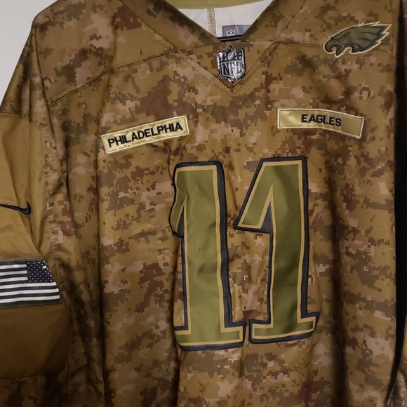 Eagle's Jersey - Picture 2 of 4